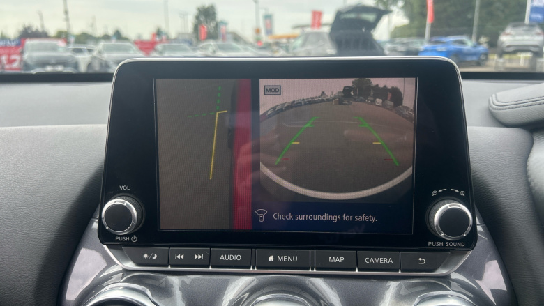 Nissan Juke 1.0 DiG-T 114 Tekna 5dr Petrol Hatchback